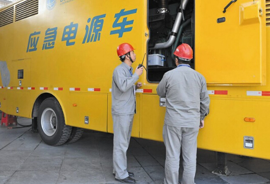 新龙如何清理被灰尘覆盖的机油散热器？